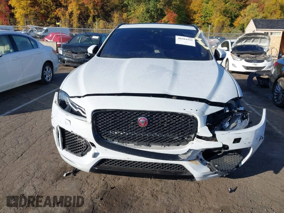 2020 Jaguar F-Pace 25t Checkered Flag Edition with VIN SADCP2FX8LA641778, listed as a IAAI auction lot 40584435 with 53,823 mi miles and . Bid and sale history available at DreamBid. Image 6.