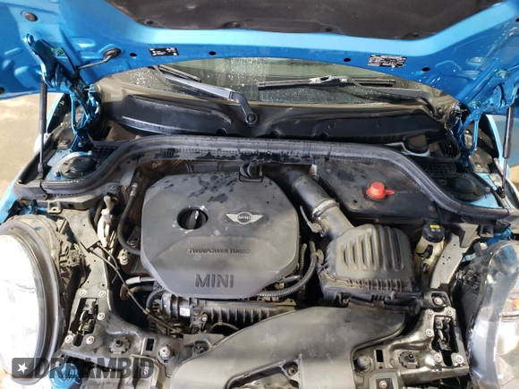 2017 MINI Hardtop 4 Door Cooper with VIN WMWXU1C58H2E17768, listed as a Copart auction lot 55128445 with 114,957 mi miles and Salvage Title. Bid and sale history available at DreamBid. Image 11.