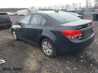2015 Chevrolet Cruze LS with VIN 1G1PA5SH1F7231543, listed as a IAAI auction lot 42031679 with 197,503 mi miles. Bid and sale history available at carsss.com. Image 3.