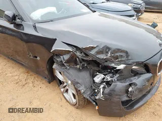 2014 BMW 7 Series 750i с VIN WBAYA8C55ED228448, выставлен на аукционе IAAI как лот 41350013 с пробегом 97 829 миль миль и . История ставок и продаж доступна на DreamBid. Изображение 6.