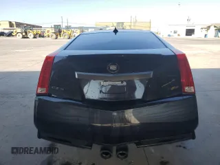 2014 Cadillac CTS-V z VIN 1G6DV1EP0E0109258, wystawiony jako Copart lot #77531994 z przebiegiem 74 808 mil mil oraz Szkody całkowita. Historia ofert i sprzedaży dostępna na DreamBid. Obrazek 6.