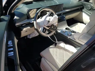2025 Genesis GV80 Prestige with VIN KMUHEESC4SU231985, listed as a Copart auction lot 51812605 with Not Provided miles and Salvage Title. Bid and sale history available at DreamBid. Image 8.