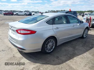 2016 Ford Fusion SE with VIN 3FA6P0HD6GR274171, listed as a IAAI auction lot 41740043 with 92,469 mi miles. Bid and sale history available at carsss.com. Image 4.