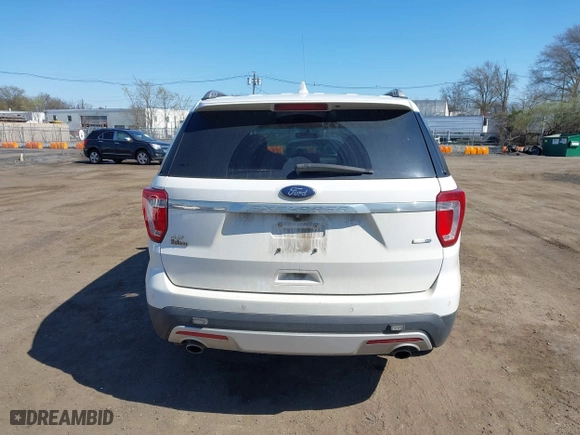 2017 Ford Explorer XLT with VIN 1FM5K8DH3HGA53417, listed as a IAAI auction lot 41997019 with 155,139 mi miles. Bid and sale history available at carsss.com. Image 16.