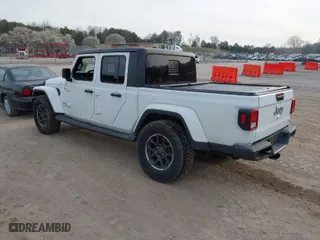 2022 Jeep Gladiator High Altitude with VIN 1C6HJTFG0NL141296, listed as a IAAI auction lot 41795033 with 39,768 mi miles. Bid and sale history available at carsss.com. Image 3.