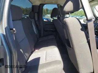 2010 Chevrolet Silverado 1500 LT with VIN 1GCSKSE37AZ150993, listed as a Copart auction lot 50356515 with 110,584 mi miles and Salvage Title. Bid and sale history available at DreamBid. Image 10.