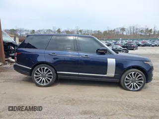 2018 Land Rover Range Rover Autobiography with VIN SALGV2RE6JA500565, listed as a IAAI auction lot 41881409 with 32,559 mi miles and . Bid and sale history available at DreamBid. Image 13.