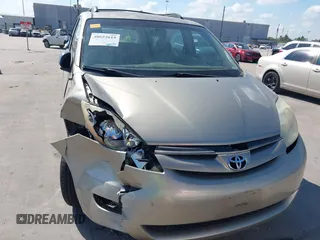 2006 Toyota Sienna CE with VIN 5TDZA23CX6S537308, listed as a IAAI auction lot 40652615 with 141,684 mi miles. Bid and sale history available at carsss.com. Image 12.