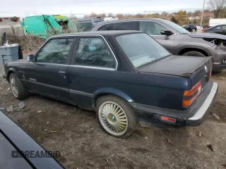 1988 BMW 3 Series z VIN WBAAB6400J8228236, wystawiony jako Copart lot #82770724 z przebiegiem 194 712 mil mil oraz Czysty tytuł • Clean title. Historia ofert i sprzedaży dostępna na DreamBid. Obrazek 2.