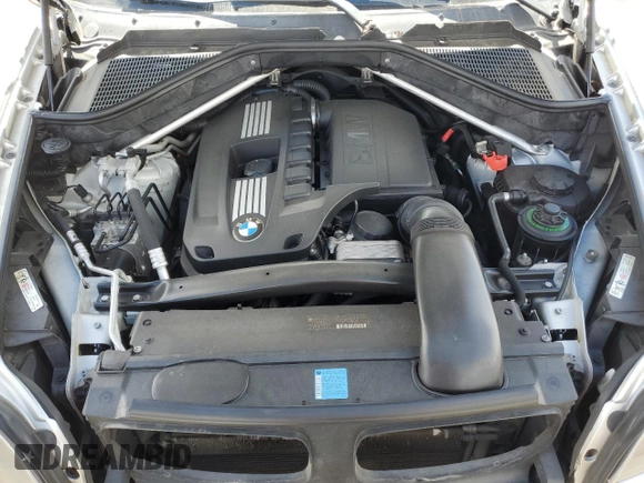 2008 BMW X6 z VIN 5UXFG43528LJ36580, wystawiony jako Copart lot #53323044 z przebiegiem 152 676 mil mil oraz Czysty tytuł • Clean title. Historia ofert i sprzedaży dostępna na DreamBid. Obrazek 12.