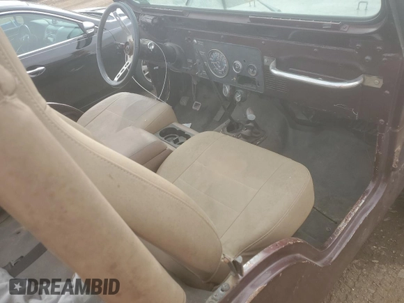 1978 Jeep CJ z VIN J8F83EH126023, wystawiony jako Copart lot #51271905 z przebiegiem 79 999 mil mil oraz Tytuł czysty. Historia ofert i sprzedaży dostępna na DreamBid. Obrazek 10.