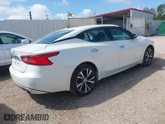 2016 Nissan Maxima SV z VIN 1N4AA6AP5GC406841, wystawiony jako IAAI lot #41829964 z przebiegiem 149 297 mil mil oraz . Historia ofert i sprzedaży dostępna na DreamBid. Obrazek 4.