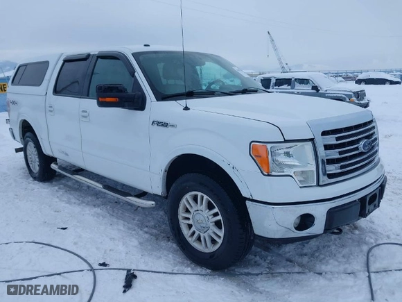 2013 Ford F-150 XL with VIN 1FTFW1EF0DKF31477, listed as a IAAI auction lot 41501262 with 146,520 mi miles. Bid and sale history available at carsss.com. Image 1.
