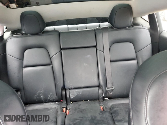 2022 Tesla Model Y Long Range z VIN 7SAYGAEE4NF543503, wystawiony jako Copart lot #47143155 z przebiegiem 53 874 mil mil oraz Szkody całkowita. Historia ofert i sprzedaży dostępna na DreamBid. Obrazek 10.