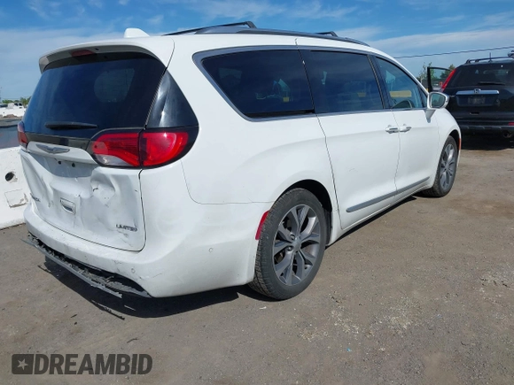 2017 Chrysler Pacifica Limited with VIN 2C4RC1GG6HR659936, listed as a IAAI auction lot 42024887 with 83,705 mi miles and . Bid and sale history available at DreamBid. Image 4.