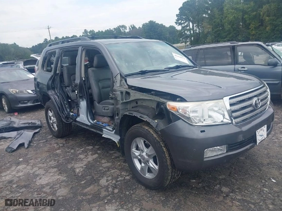 2011 Toyota Land Cruiser with VIN JTMHY7AJ9B4007410, listed as a IAAI auction lot 40460972 with 175,901 mi miles. Bid and sale history available at carsss.com. Image 1.