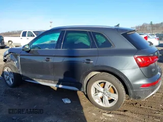 2018 Audi Q5 Premium with VIN WA1ANAFY0J2005269, listed as a IAAI auction lot 41811924 with 63,227 mi miles. Bid and sale history available at carsss.com. Image 14.