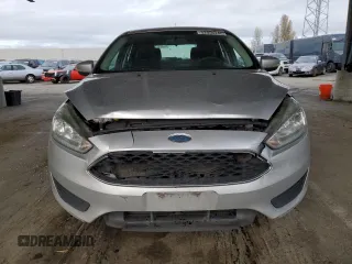 2016 Ford Focus SE with VIN 1FADP3K22GL268883, listed as a Copart auction lot 52050245 with 246,428 mi miles and Salvage Title. Bid and sale history available at carsss.com. Image 5.