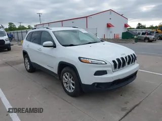 2017 Jeep Cherokee Latitude с VIN 1C4PJMCS0HW547004, выставлен на аукционе IAAI как лот 42286345 с пробегом 153 186 миль миль и . История ставок и продаж доступна на DreamBid. Изображение 1.