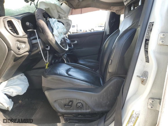 2015 Jeep Renegade Limited with VIN ZACCJADT8FPB45116, listed as a Copart auction lot 88118445 with 0 mi miles and Salvage Title. Bid and sale history available at carsss.com. Image 7.
