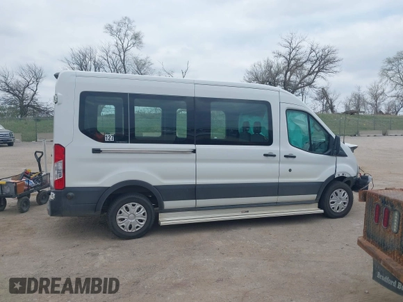 2019 Ford Transit with VIN 1FTYR2CM3KKA06742, listed as a IAAI auction lot 42062863 with 96,461 mi miles. Bid and sale history available at carsss.com. Image 14.
