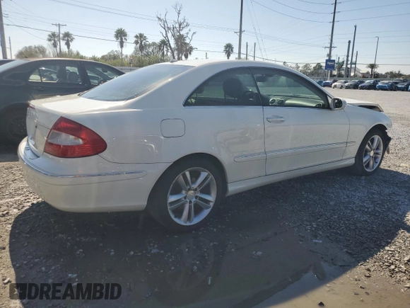 2008 Mercedes-Benz CLK 350 с VIN WDBTJ56H08F250107, выставлен на аукционе Copart как лот 44010495 с пробегом 170 986 миль миль и Списание • Salvage title. История ставок и продаж доступна на DreamBid. Изображение 3.