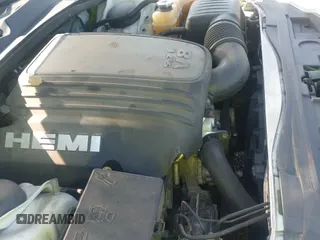 2011 Chrysler 300 C с VIN 2C3CA6CT4BH598972, выставлен на аукционе IAAI как лот 42567295 с пробегом 182 419 миль миль и . История ставок и продаж доступна на DreamBid. Изображение 20.