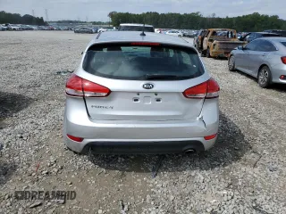 2017 Kia Forte LX with VIN KNAFK5A86H5705130, listed as a Copart auction lot 72944754 with 98,652 mi miles and Clean Title. Bid and sale history available at carsss.com. Image 6.