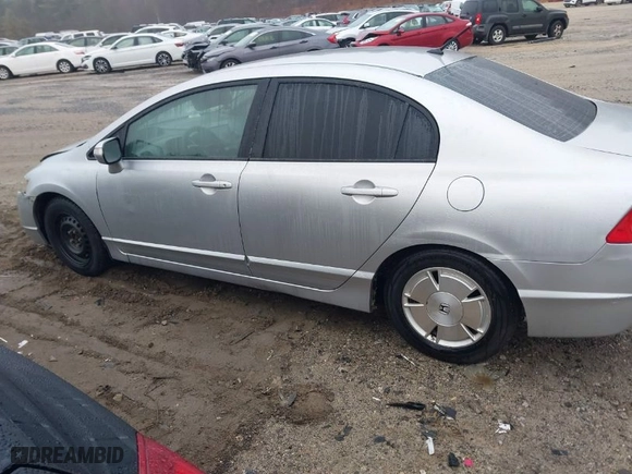 2008 Honda Civic Hybrid with VIN JHMFA36208S018725, listed as a IAAI auction lot 41815877 with 192,203 mi miles. Bid and sale history available at carsss.com. Image 14.