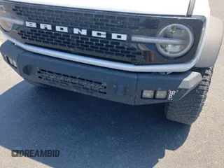 2022 Ford Bronco с VIN 1FMEE5DP1NLB68923, выставлен на аукционе IAAI как лот 42844194 с пробегом 20 202 миль миль и . История ставок и продаж доступна на DreamBid. Изображение 5.