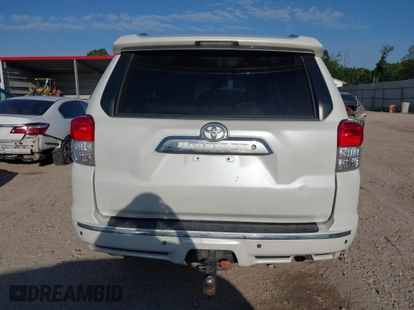 2011 Toyota 4Runner SR5 with VIN JTEZU5JR2B5014781, listed as a IAAI auction lot 42231932 with 124,646 mi miles and . Bid and sale history available at DreamBid. Image 16.