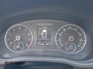 2015 Volkswagen Passat SE с VIN 1VWBS7A31FC075721, выставлен на аукционе IAAI как лот 42326684 с пробегом 177 448 миль миль и . История ставок и продаж доступна на DreamBid. Изображение 15.