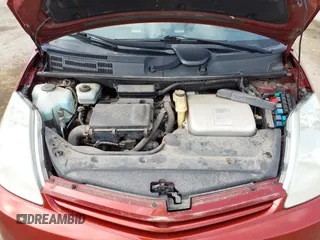 2005 Toyota Prius with VIN JTDKB20U853031729, listed as a IAAI auction lot 42122028 with 299,999 mi miles. Bid and sale history available at carsss.com. Image 10.