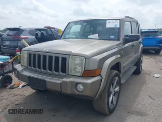2006 Jeep Commander z VIN 1J8HG48K86C191324, wystawiony jako IAAI lot #42121472 z przebiegiem 220 098 mil mil oraz . Historia ofert i sprzedaży dostępna na DreamBid. Obrazek 17.