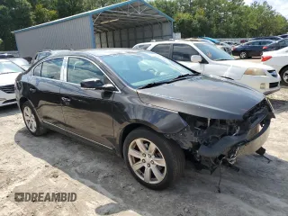 2013 Buick LaCrosse Premium 1 with VIN 1G4GF5E30DF208682, listed as a Copart auction lot 71568954 with 125,640 mi miles and Salvage Title. Bid and sale history available at carsss.com. Image 4.