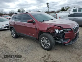 2019 Jeep Cherokee Latitude Plus with VIN 1C4PJMLB5KD330664, listed as a Copart auction lot 50945355 with 86,773 mi miles and Salvage Title. Bid and sale history available at carsss.com. Image 4.