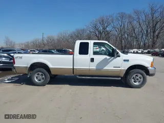 2000 Ford Super Duty F-250 XL with VIN 1FTNX21F4YED24924, listed as a IAAI auction lot 41755231 with 92,588 mi miles. Bid and sale history available at carsss.com. Image 13.