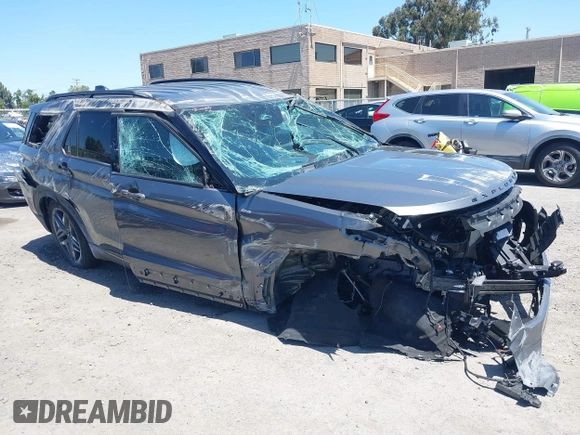 2025 Ford Explorer ST-Line with VIN 1FMUK8KH0SGA40629, listed as a IAAI auction lot 42305808 with 10,078 mi miles and . Bid and sale history available at DreamBid. Image 1.