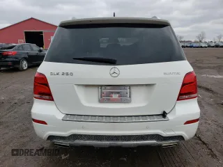 2015 Mercedes-Benz GLK 250 with VIN WDCGG0EB2FG403038, listed as a Copart auction lot 46759794 with 140,813 mi miles and . Bid and sale history available at DreamBid. Image 6.
