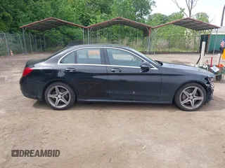 2017 Mercedes-Benz C 300 с VIN 55SWF4KB4HU194641, выставлен на аукционе IAAI как лот 42235717 с пробегом 106 238 миль миль и . История ставок и продаж доступна на DreamBid. Изображение 13.