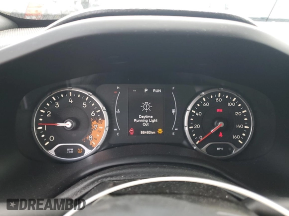 2018 Jeep Renegade Latitude z VIN ZACCJABB0JPH19596, wystawiony jako Copart lot #60263505 z przebiegiem 88 480 mil mil oraz Szkoda całkowita • Salvage title. Historia ofert i sprzedaży dostępna na DreamBid. Obrazek 9.