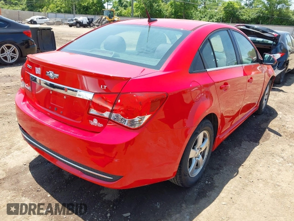 2014 Chevrolet Cruze 1LT z VIN 1G1PC5SBXE7230301, wystawiony jako IAAI lot #42403785 z przebiegiem 141 630 mil mil oraz . Historia ofert i sprzedaży dostępna na DreamBid. Obrazek 4.