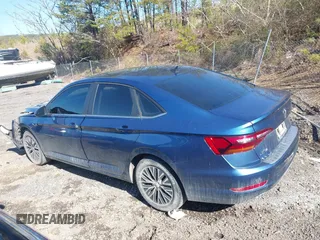 2019 Volkswagen Jetta SEL z VIN 3VWE57BU5KM163658, wystawiony jako IAAI lot #41488007 z przebiegiem 56 026 mil mil oraz . Historia ofert i sprzedaży dostępna na DreamBid. Obrazek 14.
