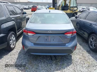 2022 Toyota Corolla LE with VIN 5YFEPMAE9NP305268, listed as a IAAI auction lot 41885120 with 32,304 mi miles. Bid and sale history available at carsss.com. Image 17.