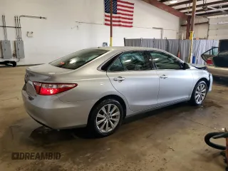2015 Toyota Camry XLE with VIN 4T1BF1FK3FU978091, listed as a Copart auction lot 53204245 with 81,191 mi miles and Salvage Title. Bid and sale history available at carsss.com. Image 3.