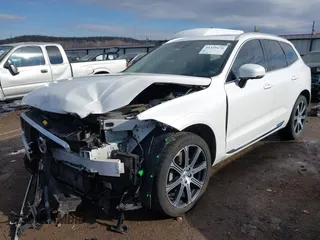2020 Volvo XC60 Inscription with VIN YV4102DL3L1468305, listed as a IAAI auction lot 41329470 with 68,619 mi miles and . Bid and sale history available at DreamBid. Image 18.