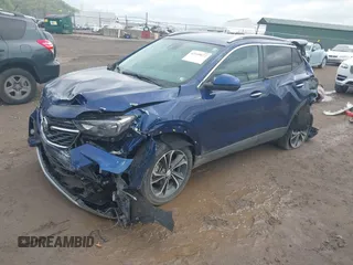 2023 Buick Encore GX Select с VIN KL4MMESL4PB115946, выставлен на аукционе IAAI как лот 42149072 с пробегом 30 986 миль миль и . История ставок и продаж доступна на DreamBid. Изображение 2.