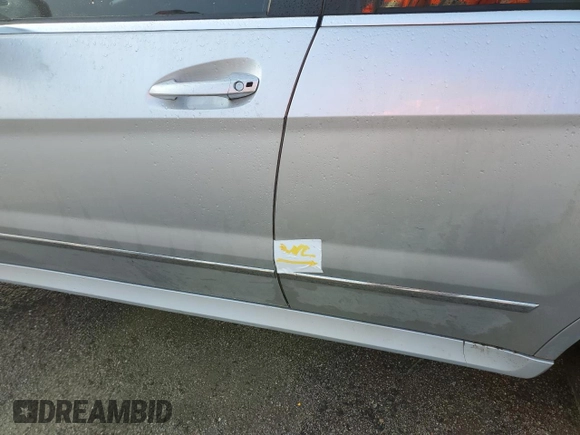 2011 Mercedes-Benz GLK 350 with VIN WDCGG8HB2BF629770, listed as a Copart auction lot 66070374 with 215,199 mi miles and Salvage Title. Bid and sale history available at DreamBid. Image 12.