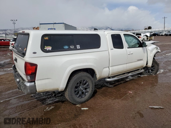 2021 Toyota Tacoma SR z VIN 3TYSZ5AN0MT009231, wystawiony jako Copart lot #49252665 z przebiegiem Nie podano mil oraz Szkoda całkowita • Salvage title. Historia ofert i sprzedaży dostępna na DreamBid. Obrazek 3.