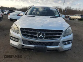 2014 Mercedes-Benz M 350 with VIN 4JGDA5HB3EA283850, listed as a Copart auction lot 48800495 with 186,869 mi miles and Clean Title. Bid and sale history available at carsss.com. Image 5.
